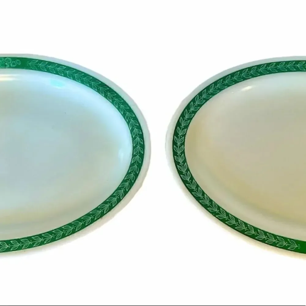 Vintage Pyrex Tableware Green Laurel Leaf Oval Double Tough Plastic Platter GVC.